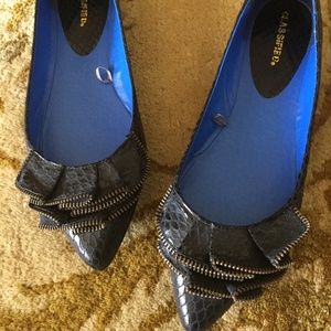 Classified Black Faux Snakeskin shoes